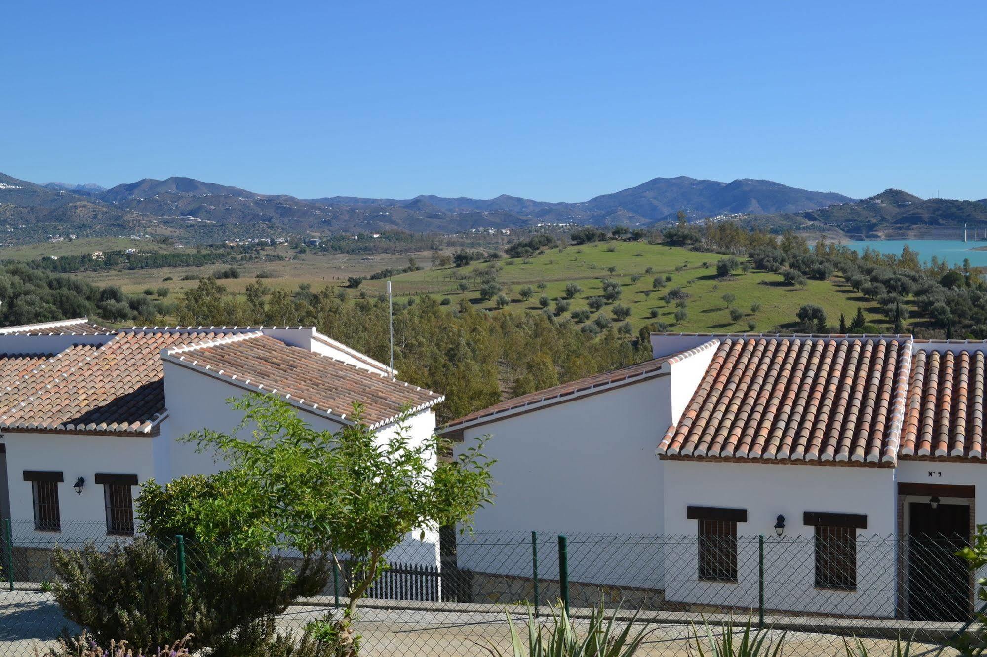 Viñuela Alojamientos Huetor מראה חיצוני תמונה
